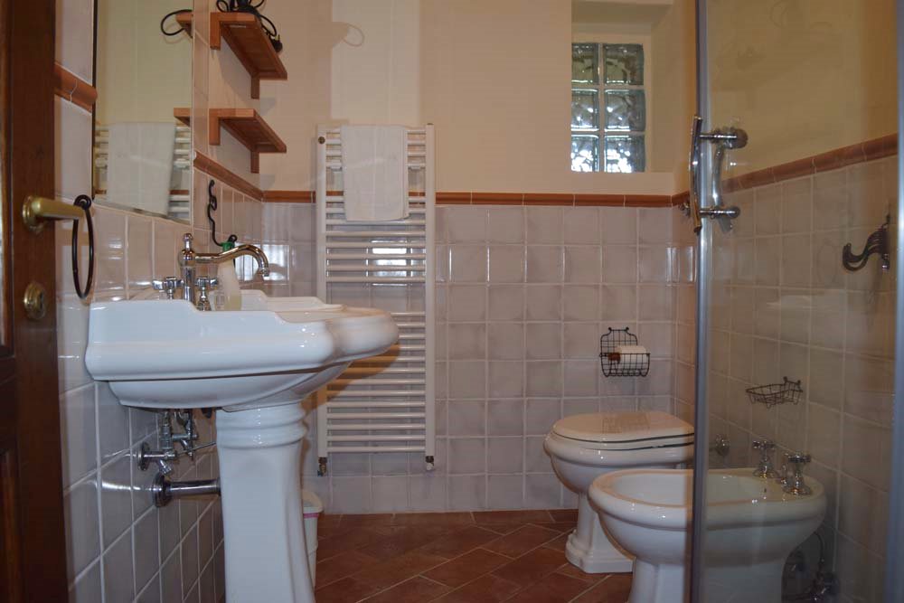 IL CAPANNO
2 camere daletto, 2 bagni con doccia, soggiorno con angolo cottura. 4+2 posti letto.